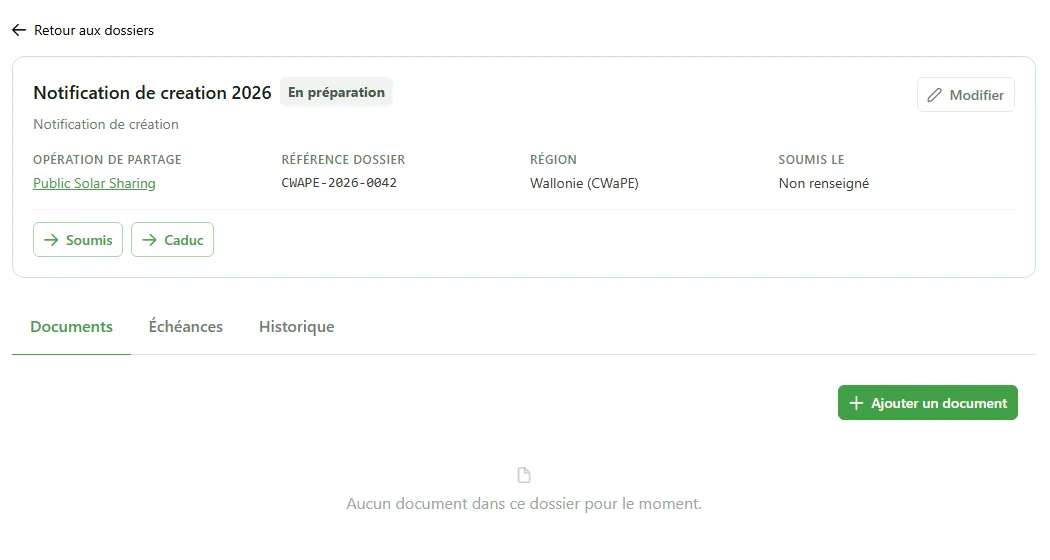 Fiche d'un dossier de notification de création au statut « En préparation » : opération de partage, référence CWAPE-2026-0042, région Wallonie (CWaPE), boutons « Soumis » et « Caduc », onglets Documents, Échéances et Historique.